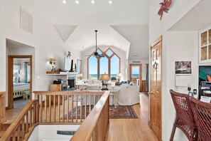 TV, fireplace, Netflix, ping pong