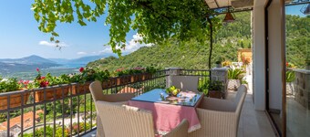 Luxury Villa Nikoleta with Private Pool and Boka Bay View for 12 People