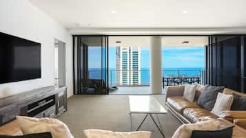 Smart TV, Netflix, streaming services