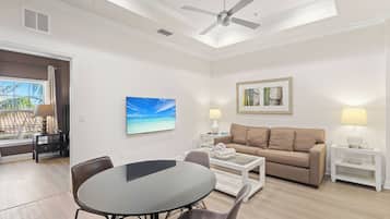 Flat-screen TV, DVD player, stereo