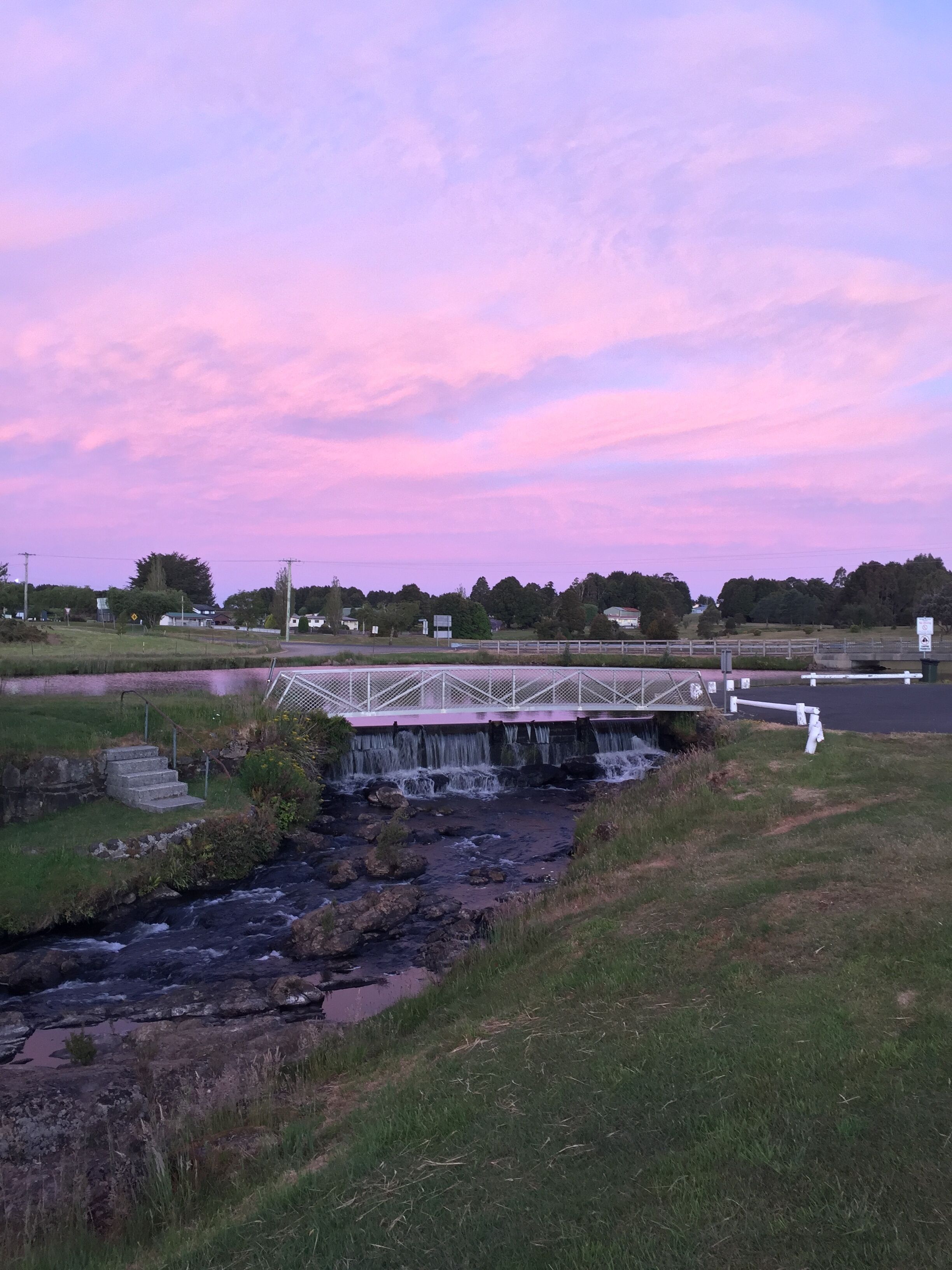 The Burrow - Waratah.  Picturesque town near Cradle Mountain and Tarkine — image 14