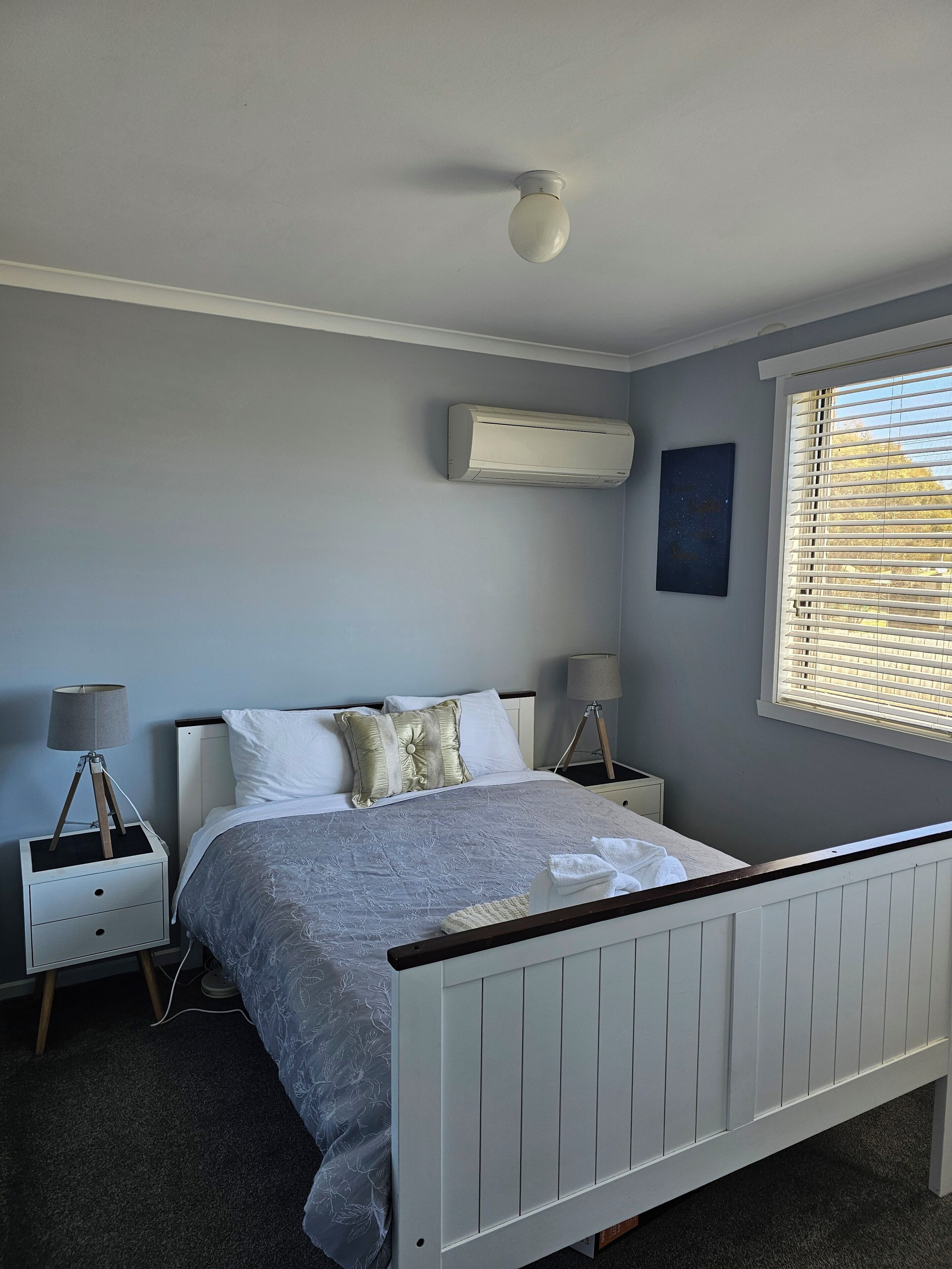 2 bedrooms, iron/ironing board, travel crib, WiFi (free)