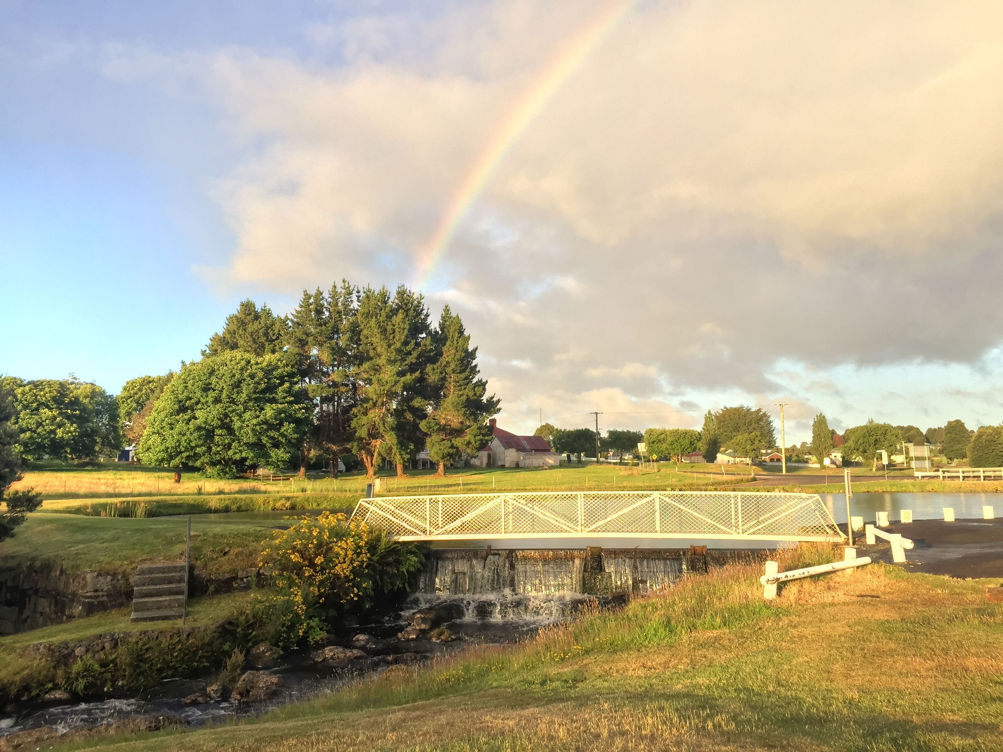 The Burrow - Waratah.  Picturesque town near Cradle Mountain and Tarkine — image 11
