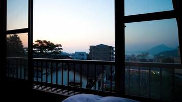 Japanese Western Style Family Room | In-room safe, free WiFi