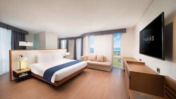 1 bedroom, premium bedding, down comforters, in-room safe