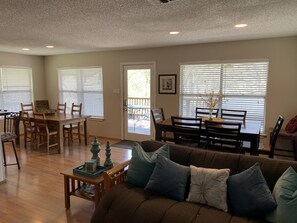 Smart TV, DVD player, books