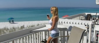 On the beach! Pet friendly! Disc Week 7-25 to 8-1 ONLY! Normally 299nt Now 249nt