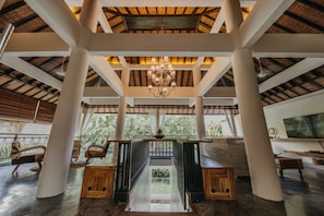 Superior villa (2 Bedrooms) | Woonruimte | Lcd-televisie