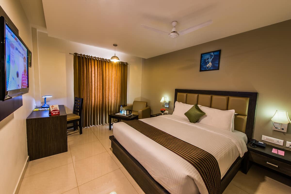 1 bedroom, in-room safe, desk, laptop workspace