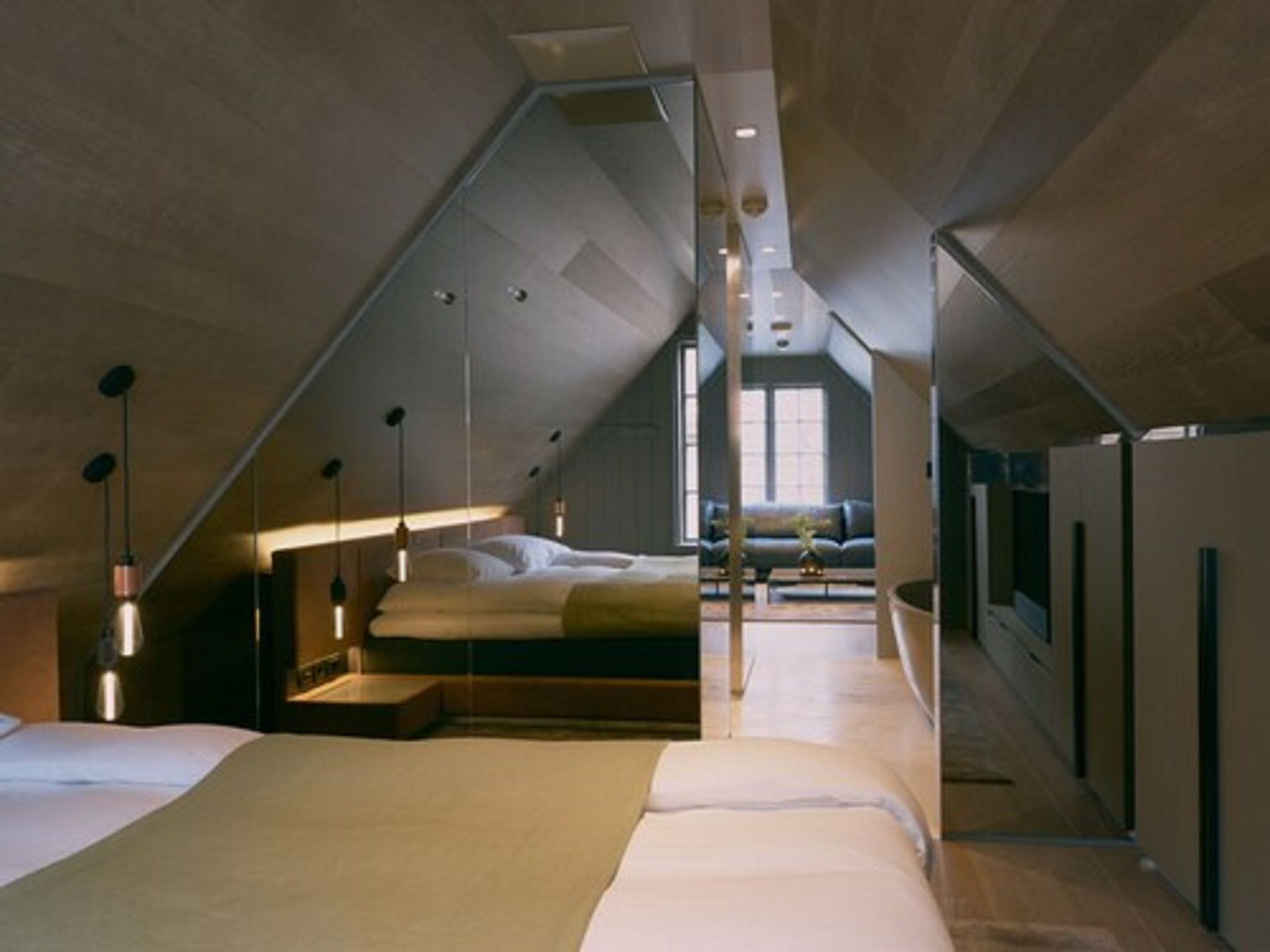 superior suite | 1 bedroom, premium bedding, down duvets, pillow-top beds