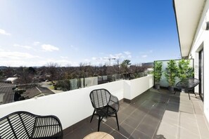 Deluxe Apartment | Terrace/patio