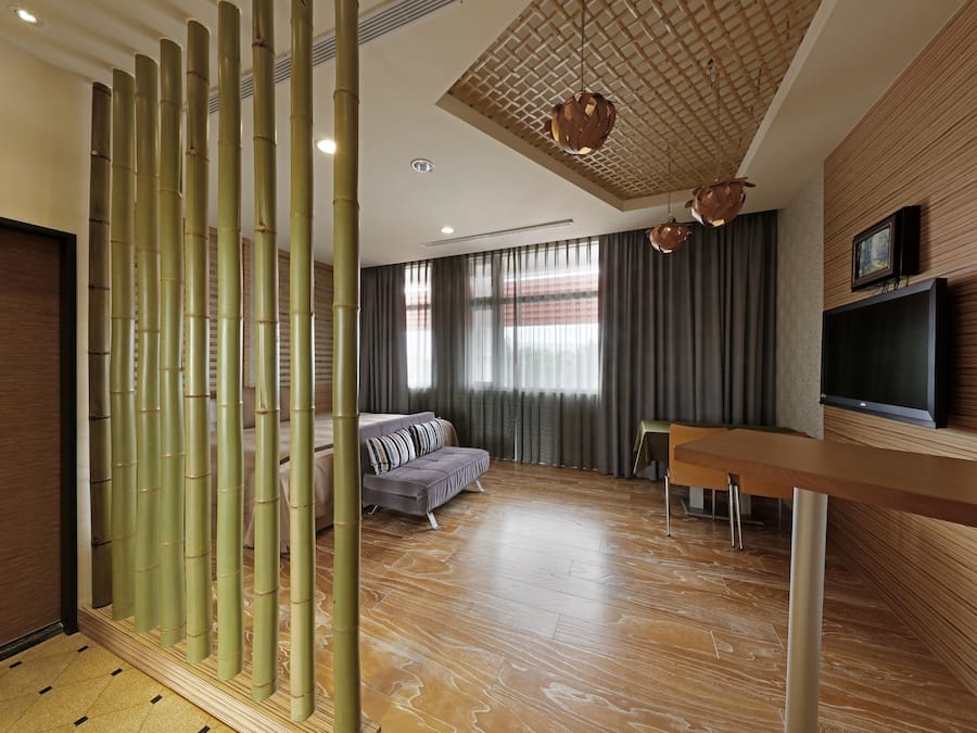 Literie de qualité supérieure, décoration personnalisée, bureau