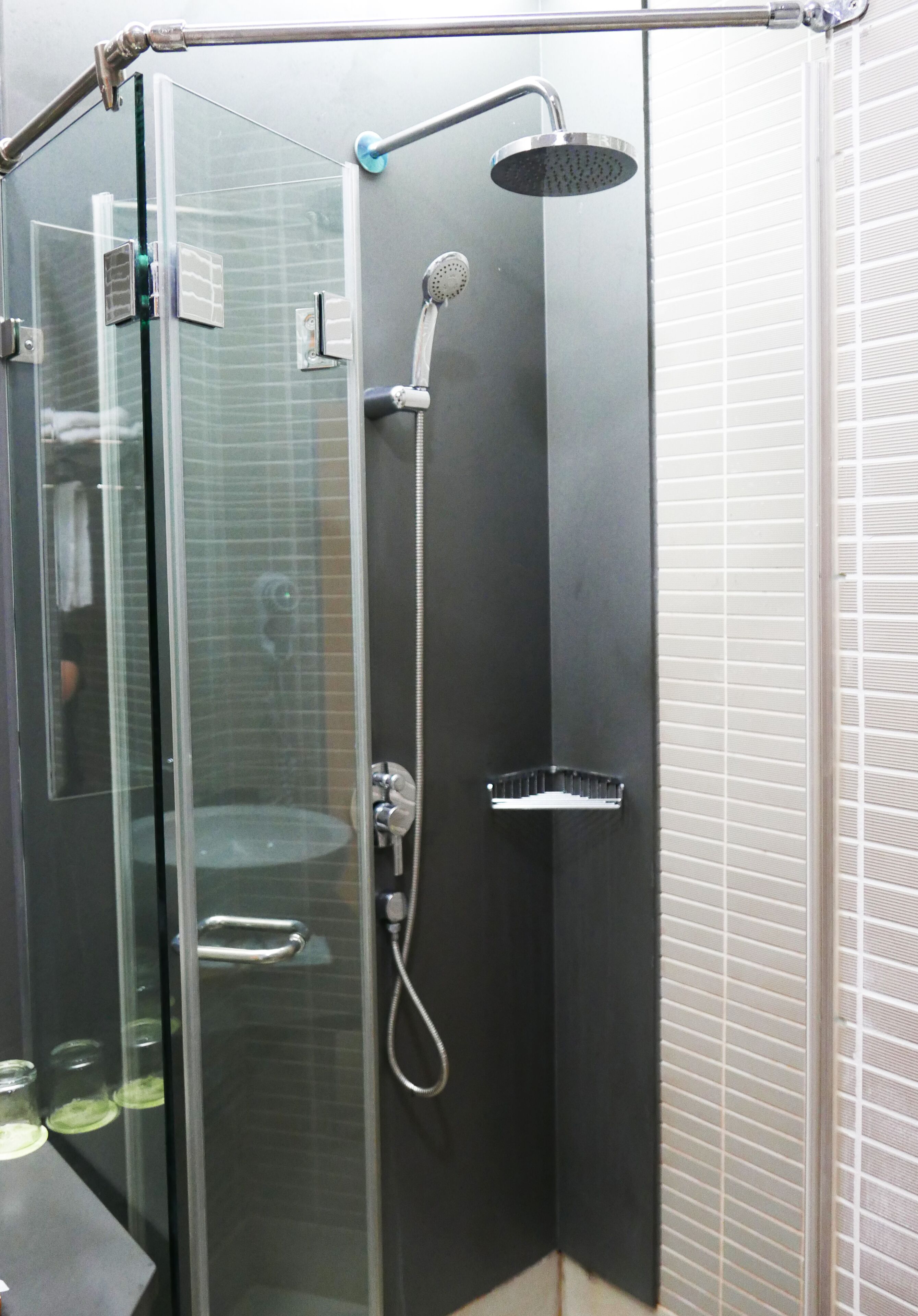 standard double room | bathroom | hair dryer, slippers, towels, shampoo