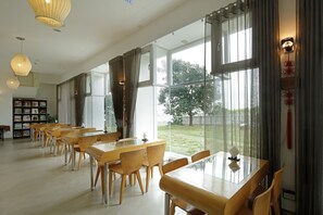 Desayuno taiwanés todos los días (con cargo)