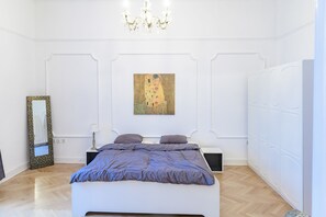 3 bedrooms, iron/ironing board, free WiFi, bed sheets - Pelicanstay in Buda Historical District (Budapest)