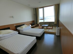 Standard Twin Room, Sea View | Free WiFi