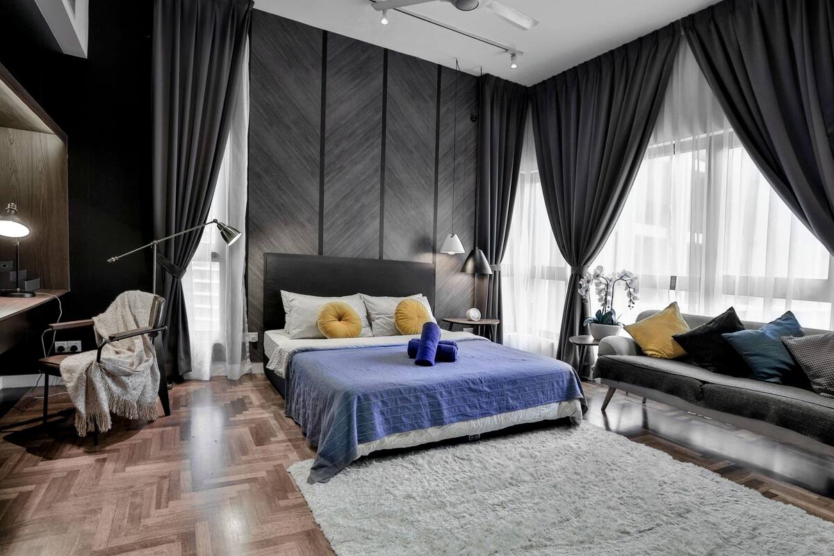 Apartment, 1 Bedroom | Desk, soundproofing, iron/ironing board, WiFi (free)