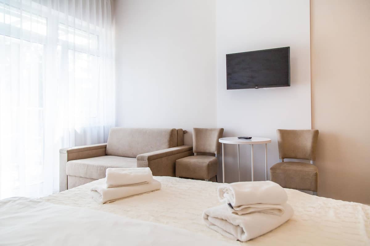 Minibar, Bügeleisen/Bügelbrett, kostenloses WLAN, Bettwäsche