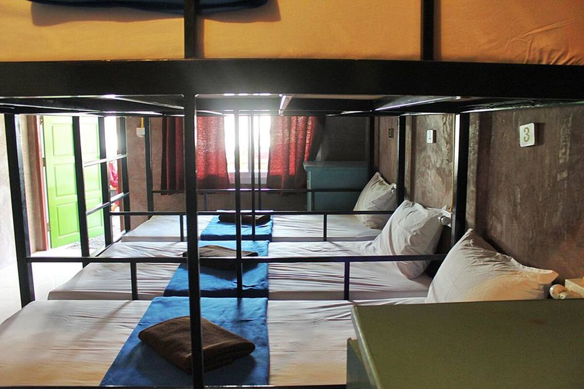 10-Bed Mixed Dormitory | Wi-fi percuma 