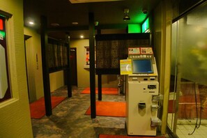 Interior - GOLF III Atsugi - Adults Only (Atsugi)
