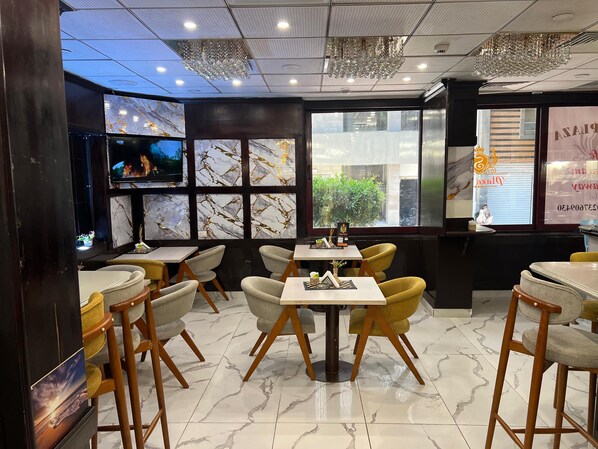 Breakfast, lunch, dinner served; local cuisine  - Salma Hotel (Giza)