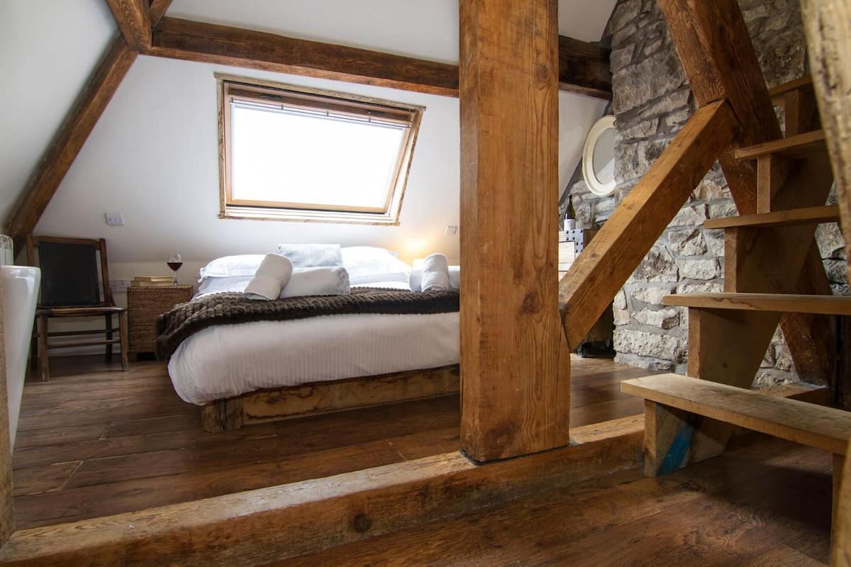 iron/ironing board, free wifi