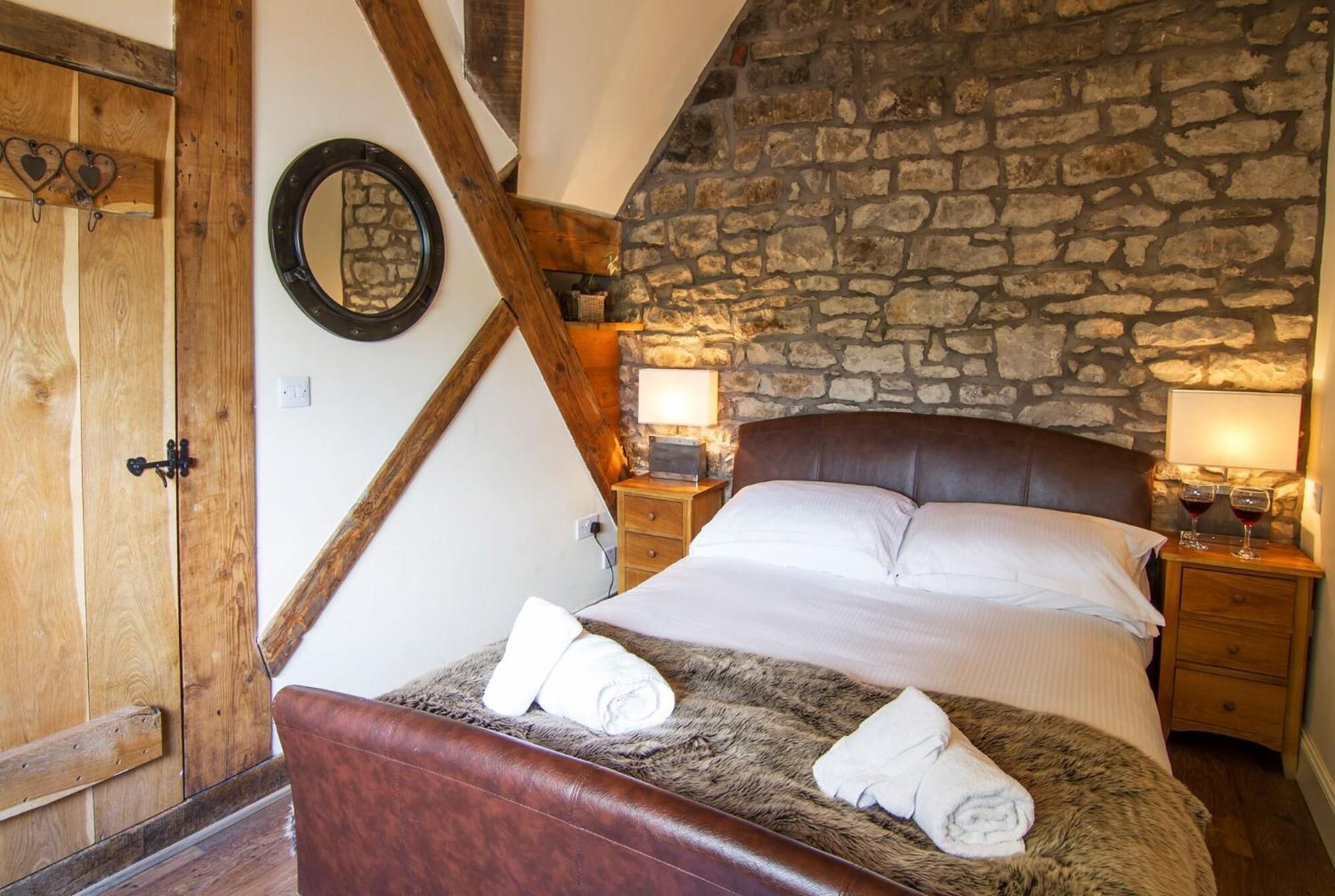 iron/ironing board, free wifi