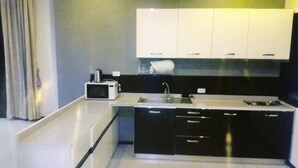 2-Bedroom Townhome | Private kitchen - Duck House (Chiang Mai)