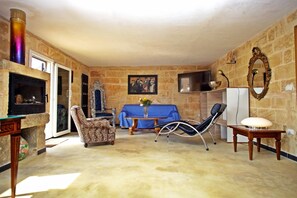 Lobby-Lounge