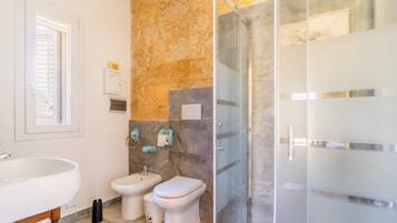 Luxury Double Room | Premium bedding, in-room safe, iron/ironing board, WiFi (free)