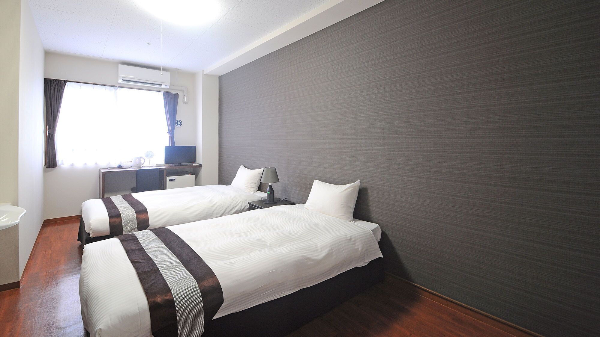 Desk, free WiFi, bed sheets, wheelchair access