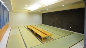 Traditional-Zimmer (Japanese Style, 25 Tatami-mats) | Schreibtisch, kostenloses WLAN, Bettwäsche