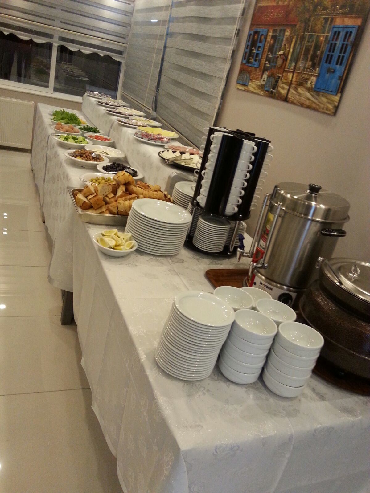 Colazione a buffet inclusa, servita tutte le mattine 