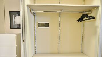 Classic Apartment | 1 bedroom, individually decorated, individually furnished, desk