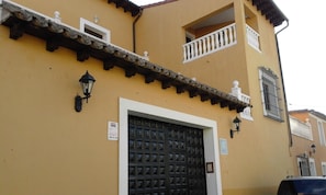 Exterior - Hostal Rural Cumbres de Castilla (Mandayona)