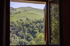 Casa, varias habitaciones, vistas a la montaña (Toki Ona) | Vistas a la montaña