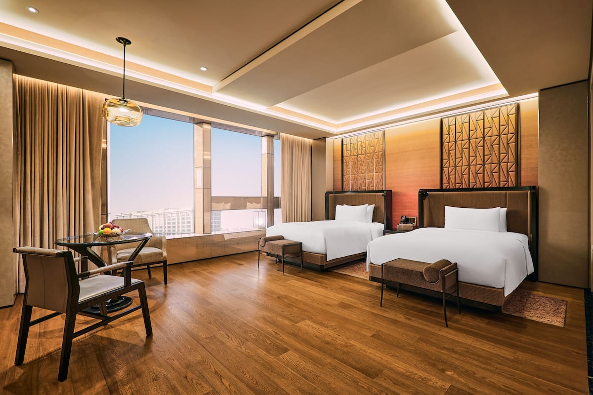 Resort Deluxe Double | 1 bedroom, free minibar items, in-room safe, desk