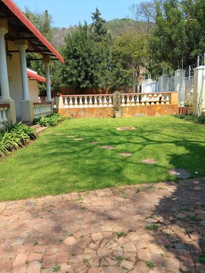 Front of property - Dee's BnB (Pretoria)