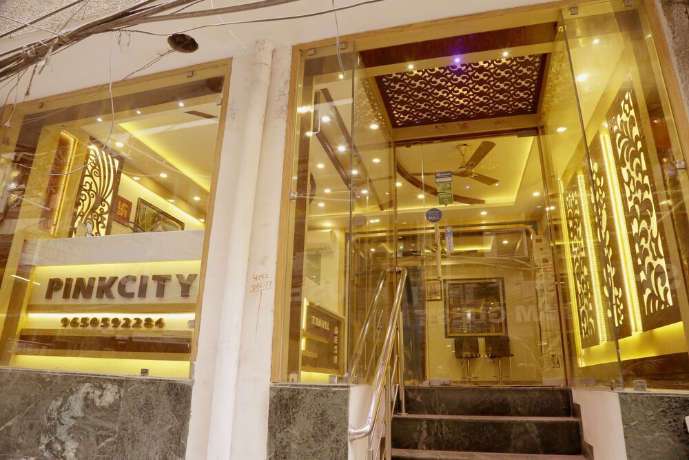 Hotel Pink City