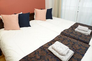 아파트 (for 3 Guests, 202) | 책상, 무료 유선 인터넷, 침대 시트