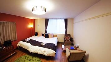 Desk, free wired Internet, bed sheets