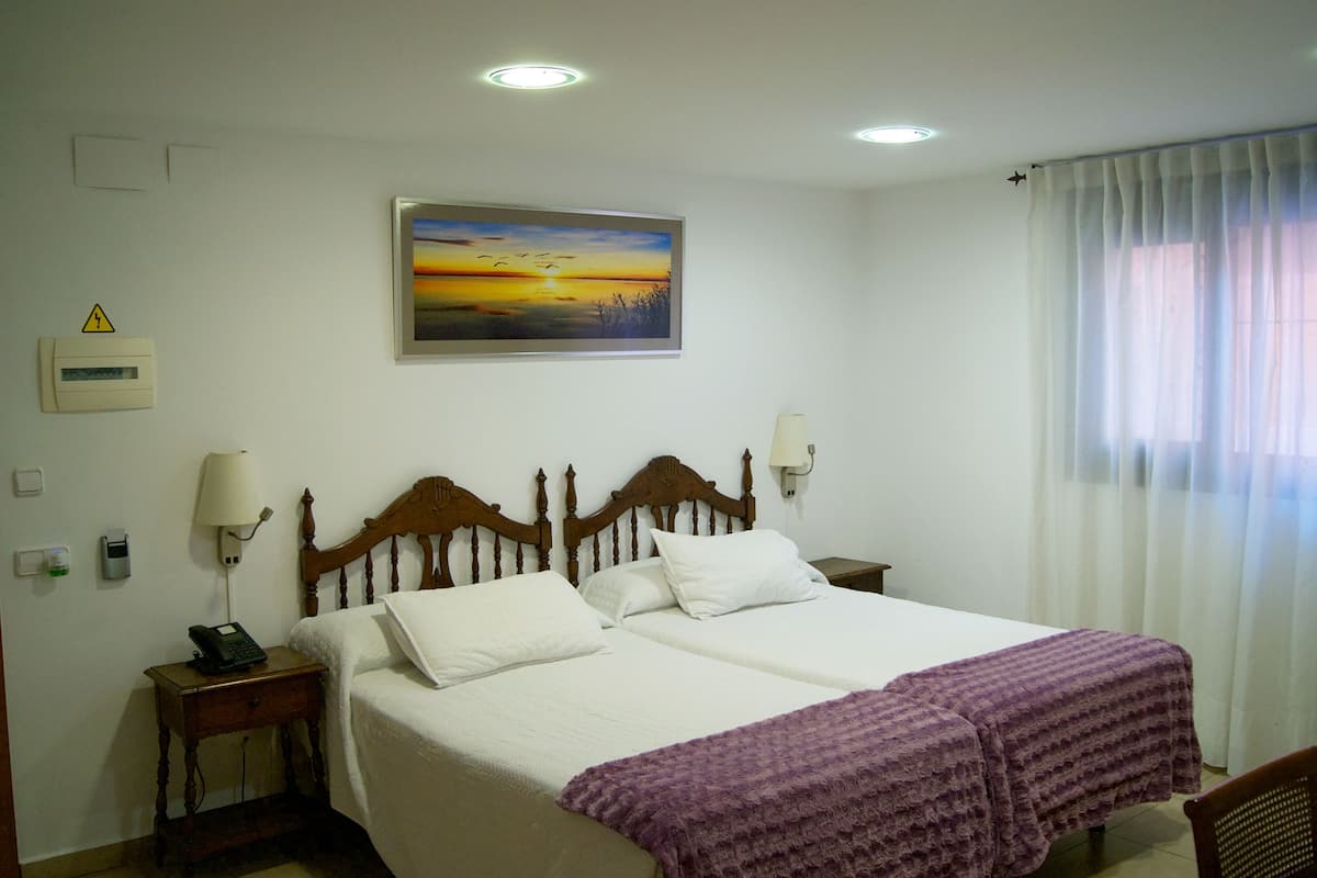 1 bedroom, minibar, in-room safe, desk