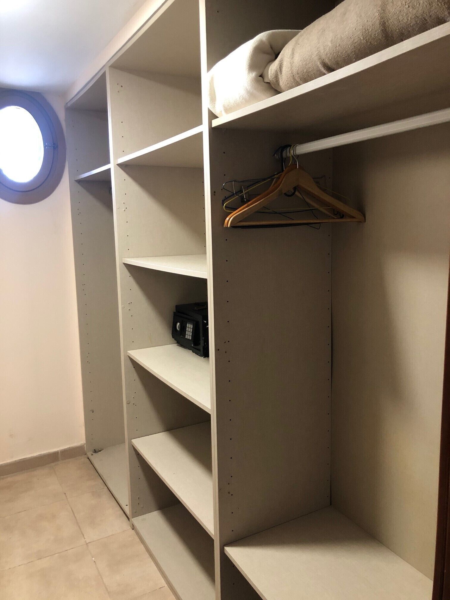 apartment | wardrobe
