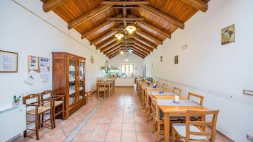 Colazione a buffet inclusa