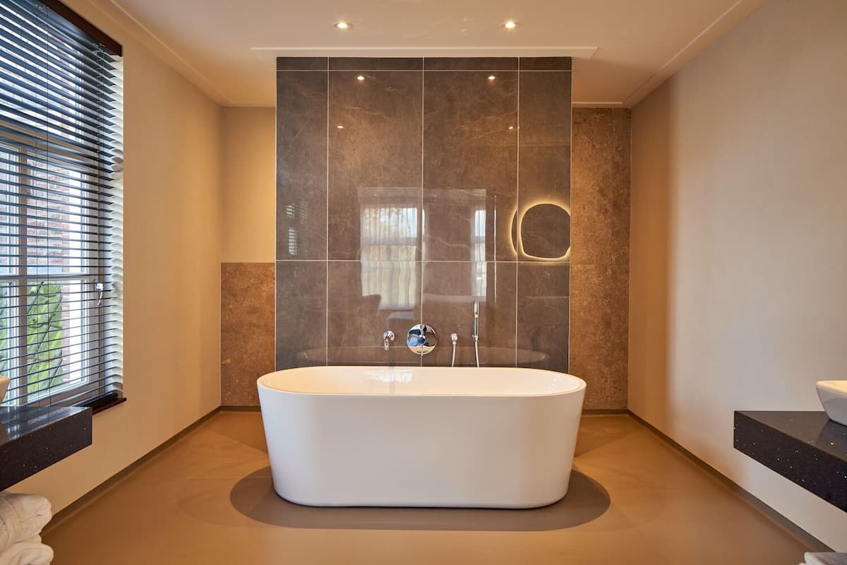 the yard suite i hotel zuidkade | 1 bedroom, premium bedding, minibar, in-room safe