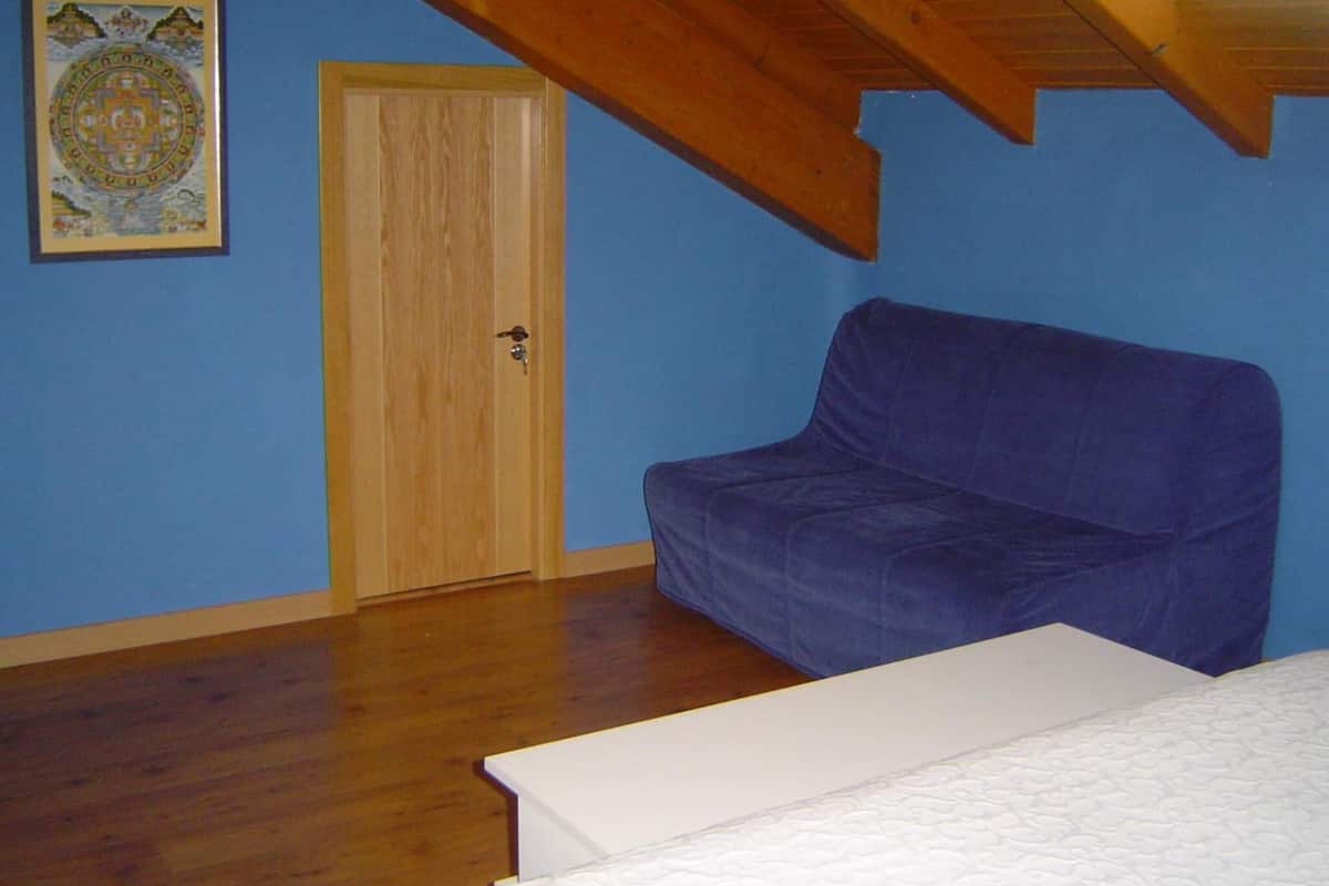 premium bedding, individually decorated, desk, blackout curtains