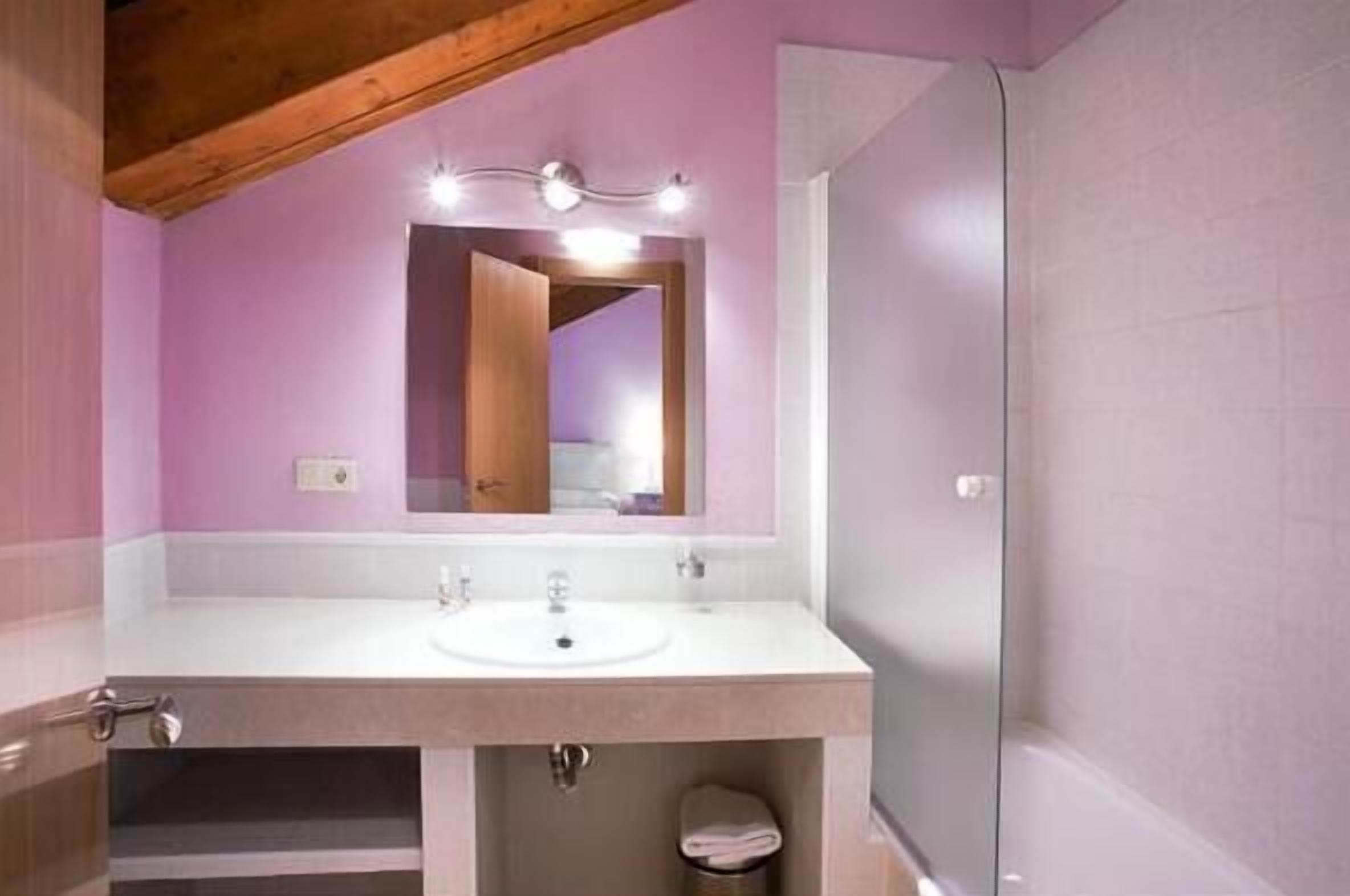 free toiletries, hair dryer, bidet, towels