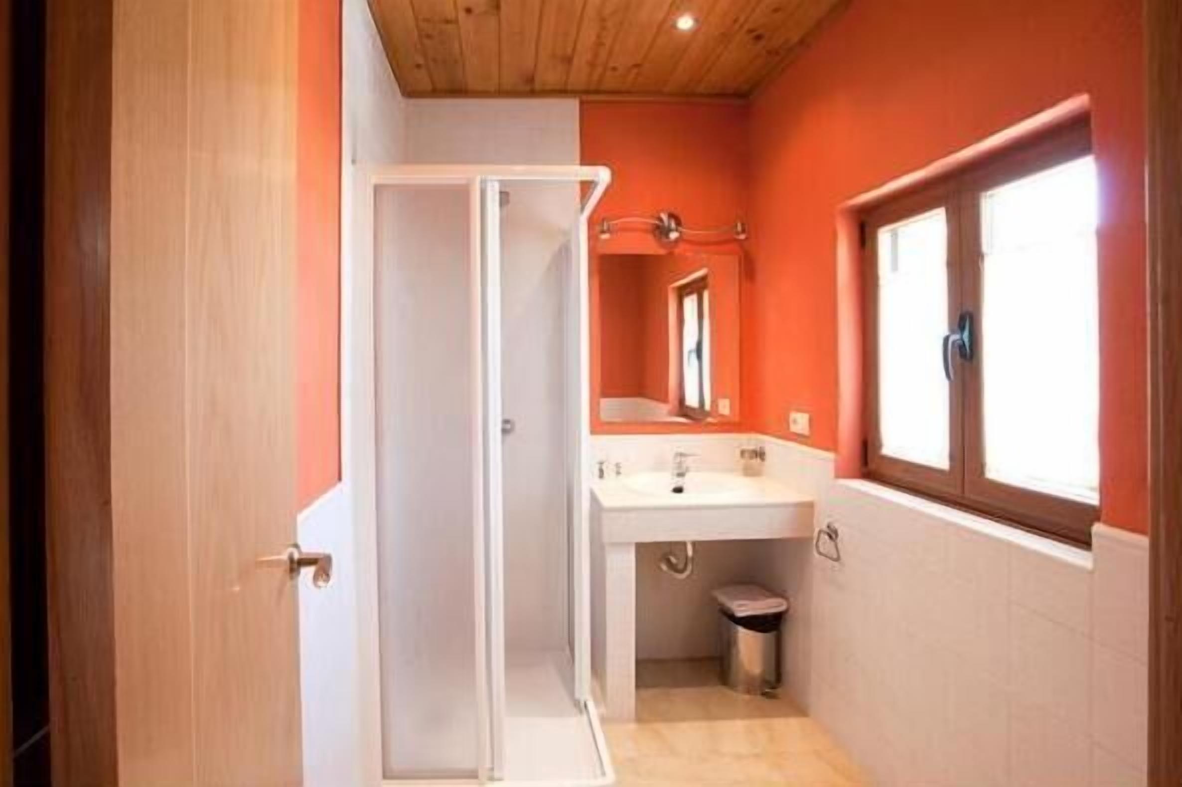 free toiletries, hair dryer, bidet, towels