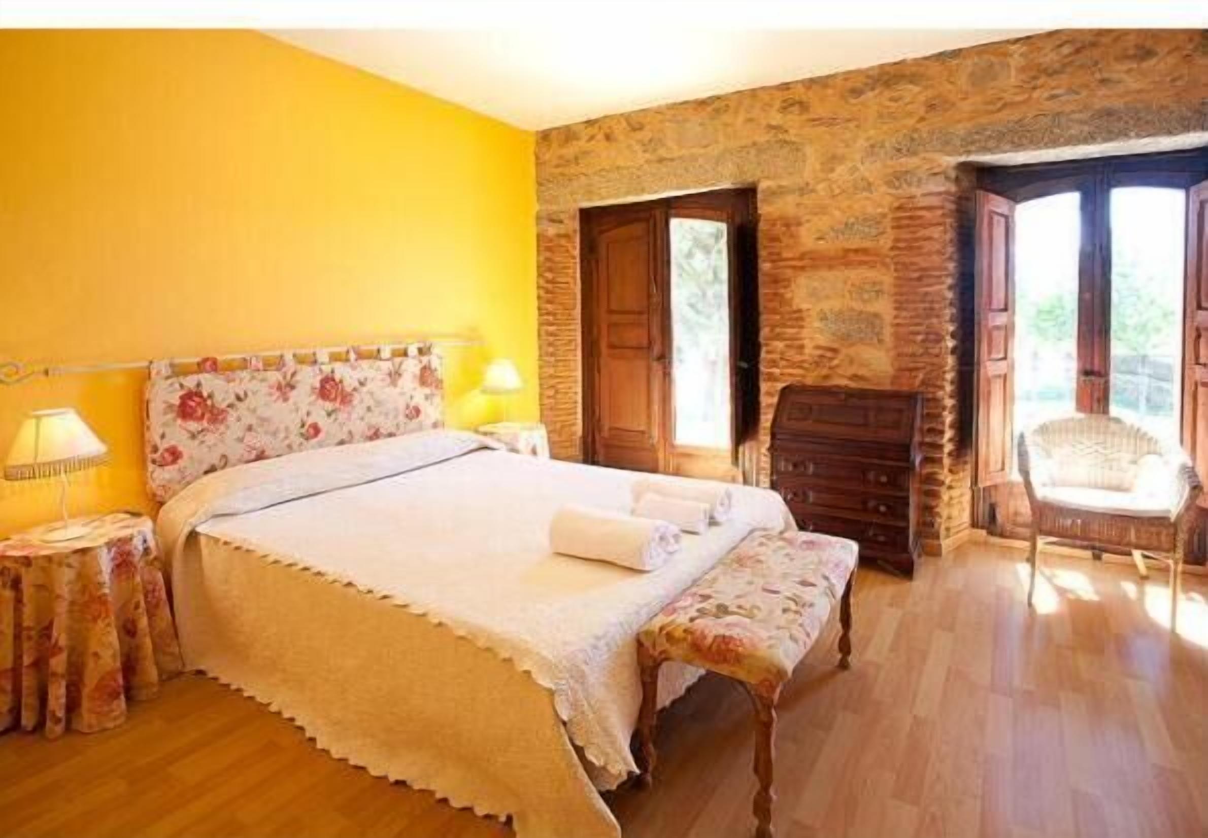 premium bedding, individually decorated, desk, blackout curtains