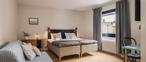 Superior Double or Twin Room, 2 Twin Beds | In-room safe, desk, laptop workspace, blackout drapes